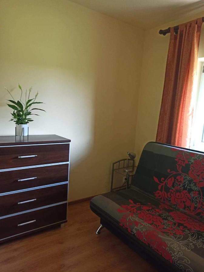 Appartamento Przylesie Uniejow Esterno foto