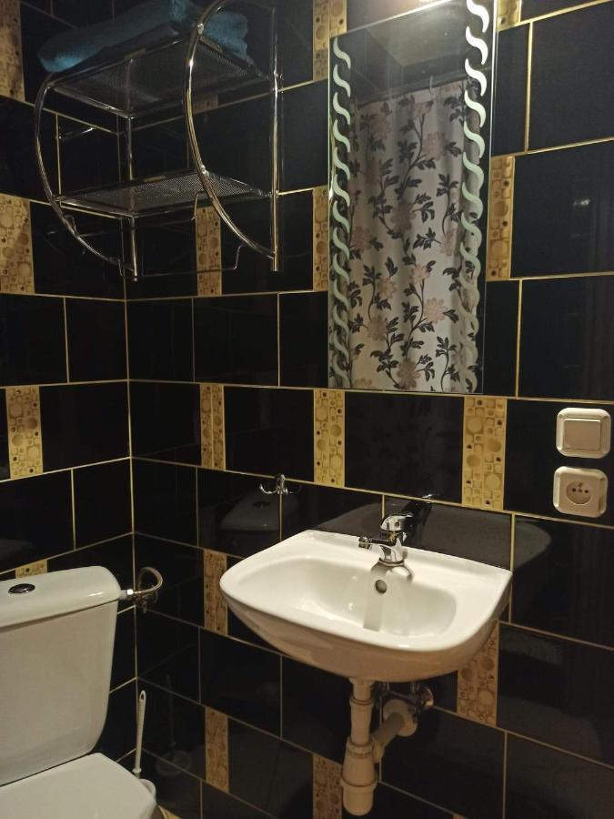 Appartamento Przylesie Uniejow Esterno foto